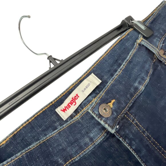 Wrangler Mens Slim Bootcut Jeans Size 40x32 Blue Denim Casual Wear - Picture 2 of 8